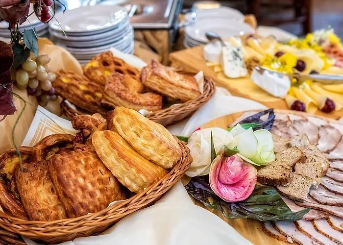 فندق Pod Golebiem 2*