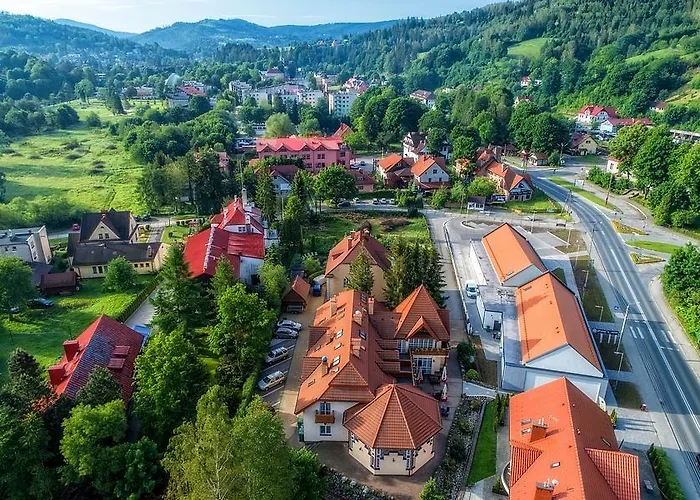 Pod Golebiem Отель 2*